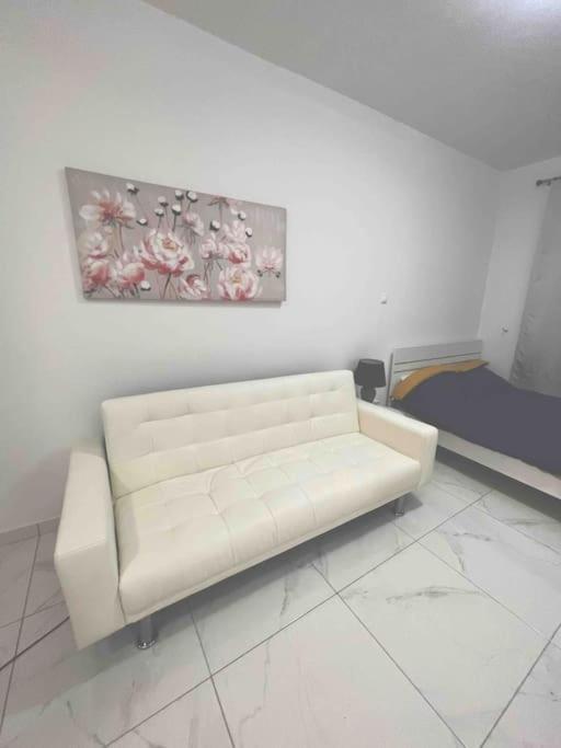 White Apartment/Kolwnaki/100Mbps/Wifi Atenas Exterior foto